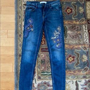 Never Worn Zara Embroidered Skinny Jeans